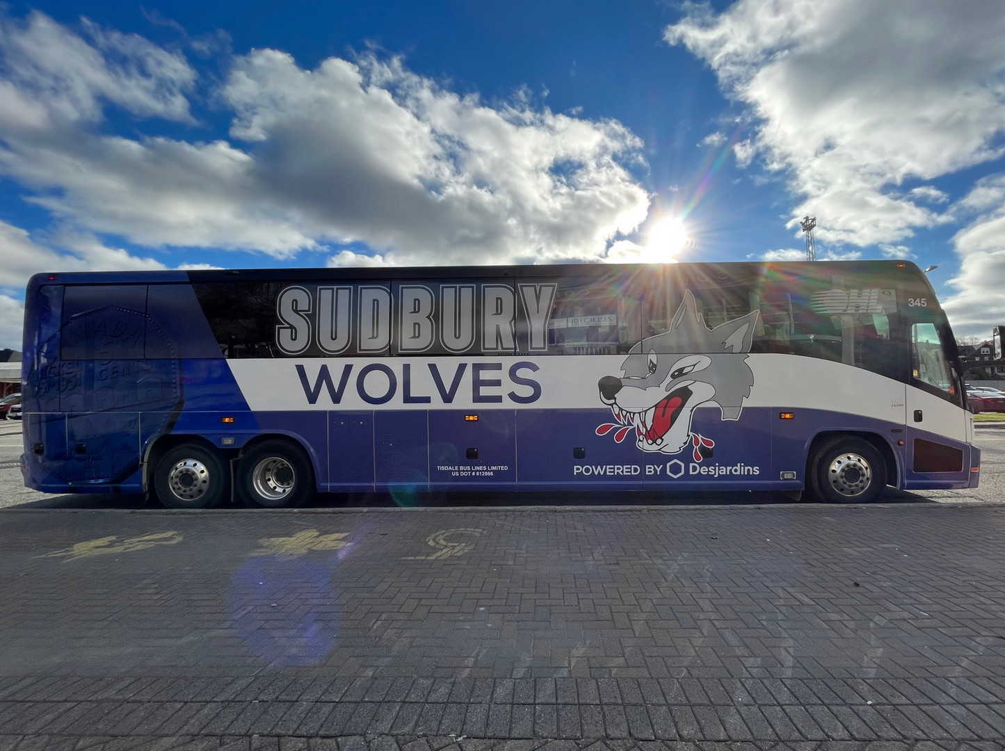 Wolves ROUND 2 Fan Bus